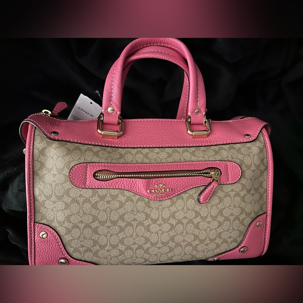 COACH speedy Tan with PINK Trim